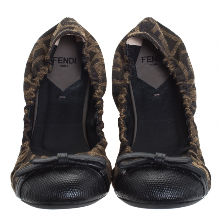 Pre Owned Fendi Tobacco Zucca Canvas And Embossed Leather Cap Toe Scrunch Ballet Flats Size 37.5