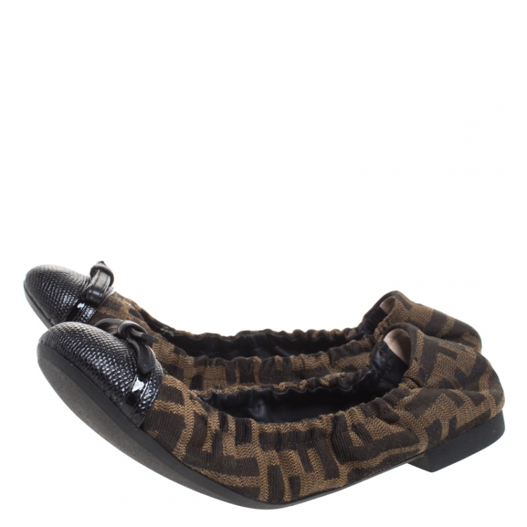 Pre Owned Fendi Tobacco Zucca Canvas And Embossed Leather Cap Toe Scrunch Ballet Flats Size 37.5