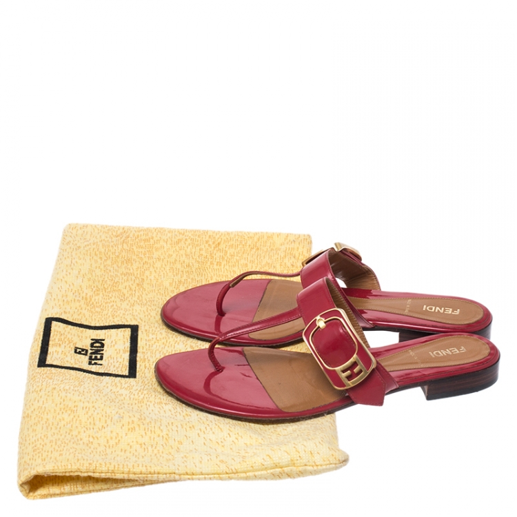 Pre Owned Fendi Red Patent Leather Buckle Thong Slide Flats Size 37.5