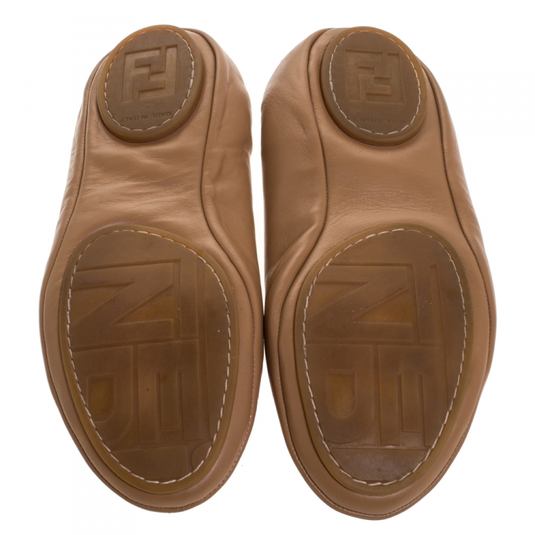 مملوكة مسبقًا Fendi Beige Leather Let's Dance Bow Ballet Flats Size 39