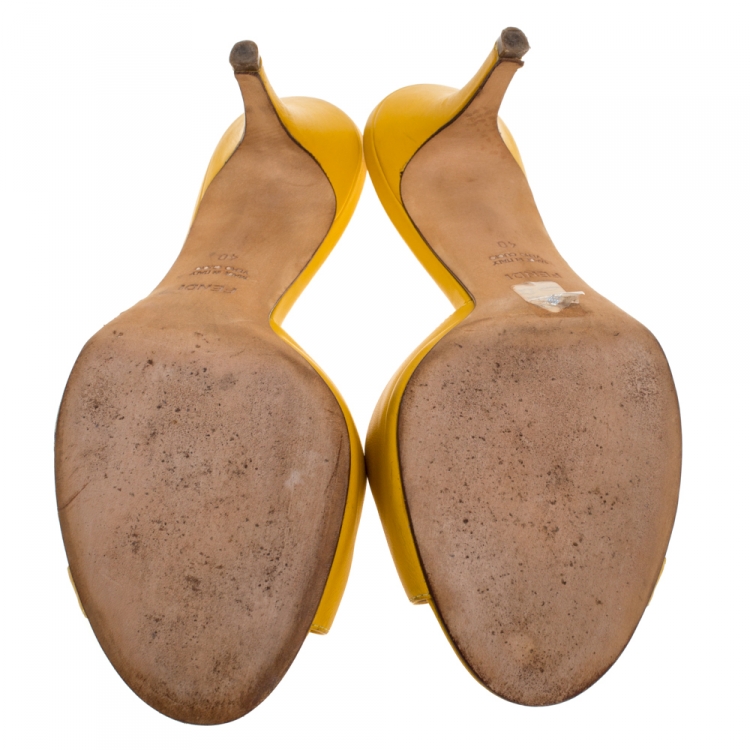 Pre Owned Fendi Mustard Zucca Canvas and Leather Slide Sandals Size 40