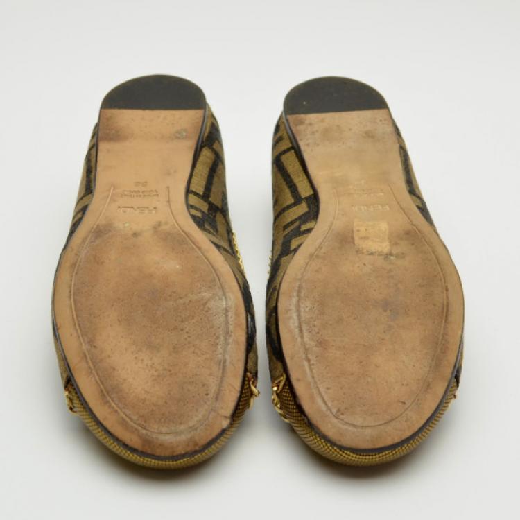 Pre Owned Fendi Gold Zucca Canvas & Chain Link Trim Flats Size 38