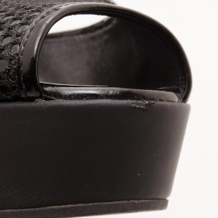 Pre Owned Fendi Black Perforated T-Strap Platform Sandals Size 37.5