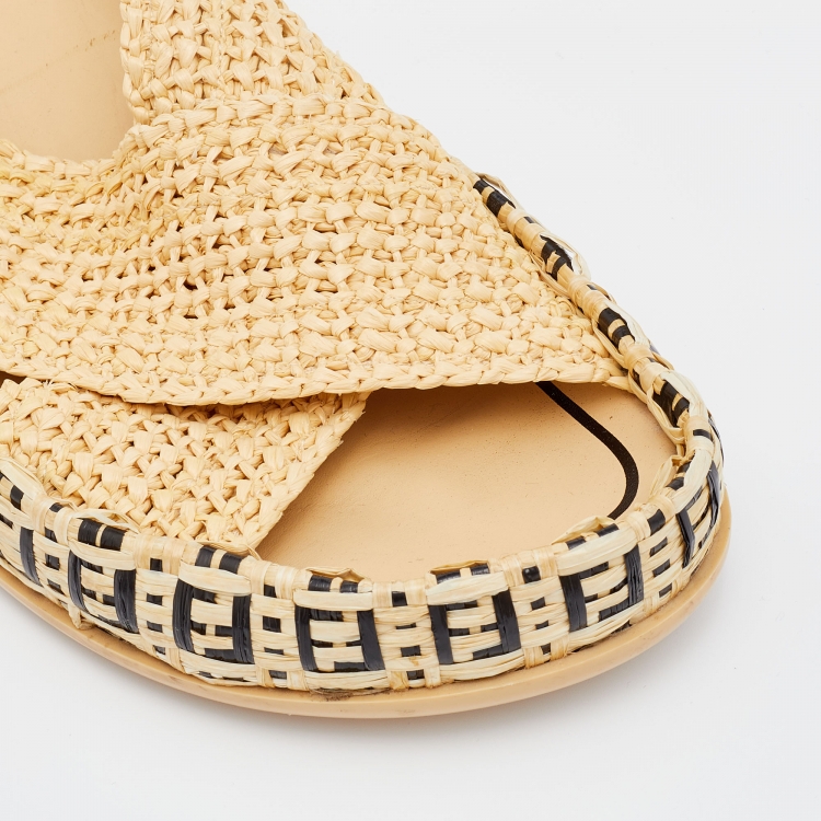 Pre Owned Fendi Beige Raffia Reflection Crisscross Flat Slides Size 41
