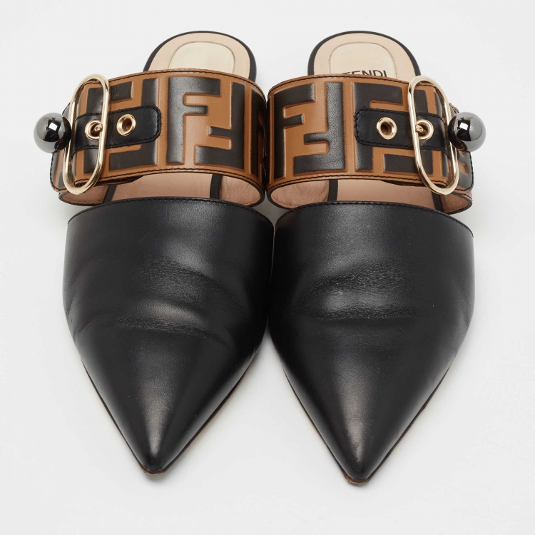 Pre Owned Fendi Black/Brown Zucca Leather Pointed Toe Flat Mules Size 39