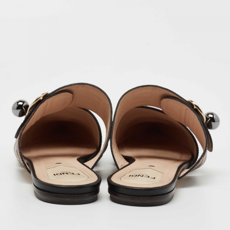 Pre Owned Fendi Black/Brown Zucca Leather Pointed Toe Flat Mules Size 39