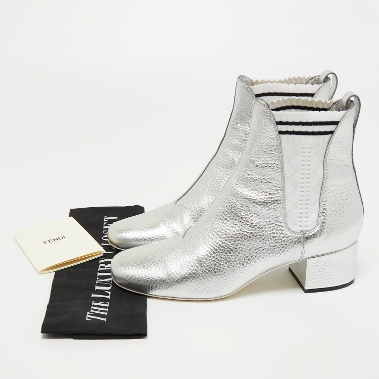 مملوكة مسبقًا Fendi Metallic Silver Leather Block Heel Ankle Boots Size 40