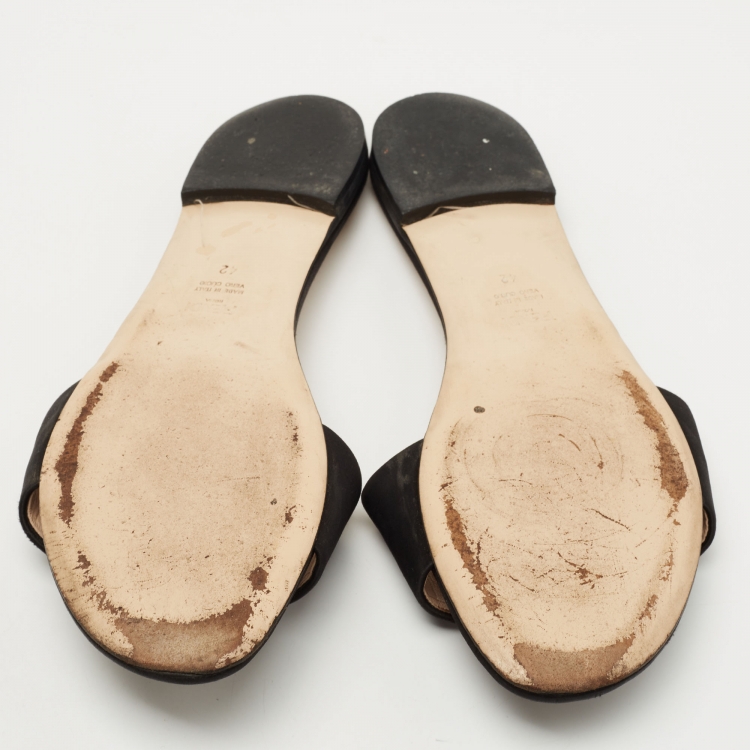 مملوكة مسبقًا Fendi Black Satin Crystal Embellished Slide Flats Size 42