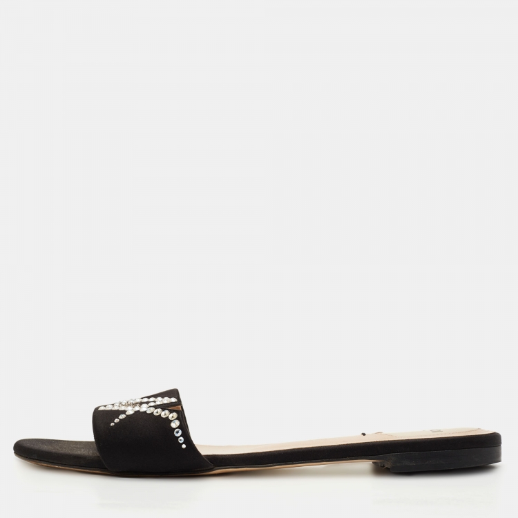 مملوكة مسبقًا Fendi Black Satin Crystal Embellished Slide Flats Size 42