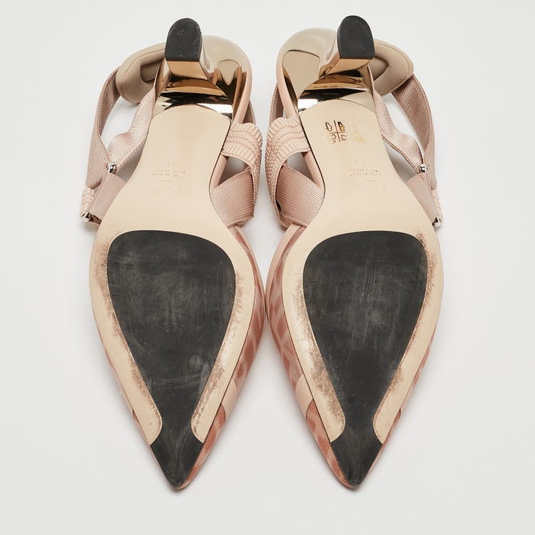 Pre Owned Fendi Beige Mesh and Canvas Colibri Slingback Pumps Size 41