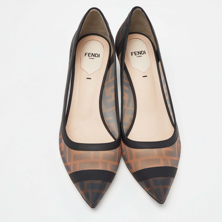 Pre Owned Fendi Brown/Black Zucca Mesh Colibri Pointed Toe Pumps Size 39