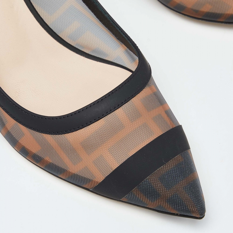 Pre Owned Fendi Brown/Black Zucca Mesh Colibri Pointed Toe Pumps Size 39