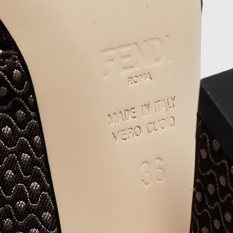 Pre Owned Fendi Brown/Beige Fabric Knotted Slide Sandals Size 36