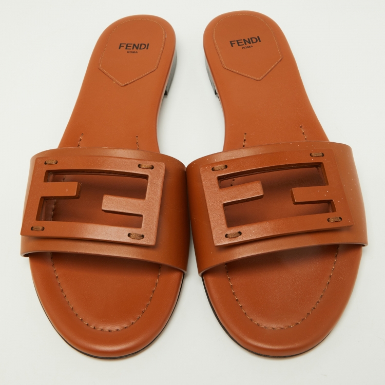 Pre Owned Fendi Brown Leather Flat Slides Size 40
