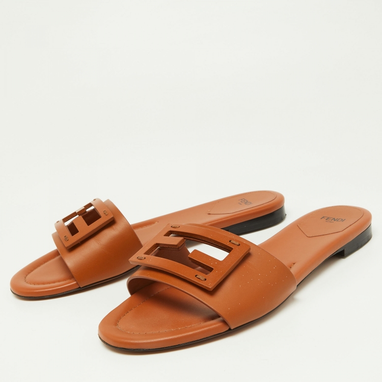 Pre Owned Fendi Brown Leather Flat Slides Size 40