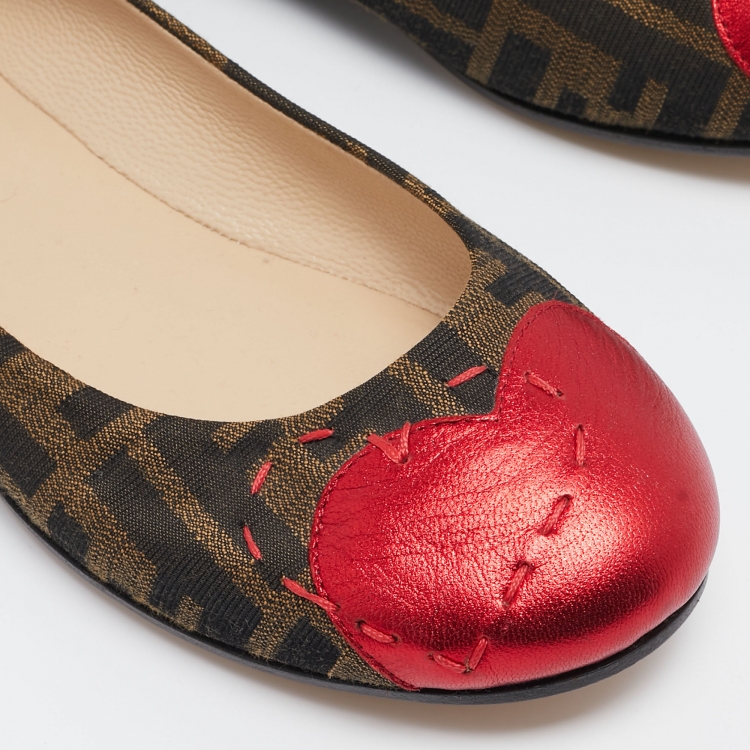Pre Owned Fendi Brown/Red Zucca Canvas and Leather Heart Cap Toe Ballet Flats Size 38.5
