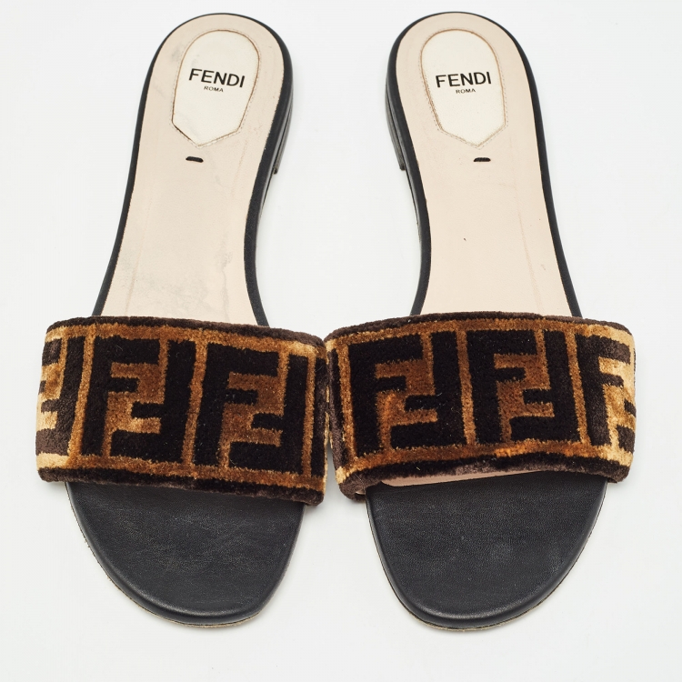 Pre Owned Fendi Brown Zucca Velvet Flat Slides Size 40