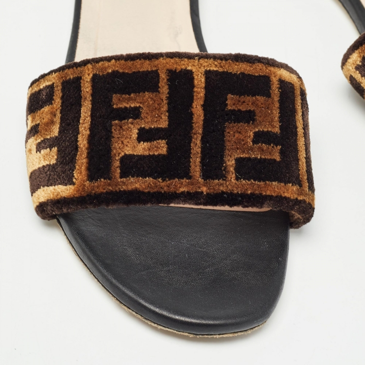 Pre Owned Fendi Brown Zucca Velvet Flat Slides Size 40