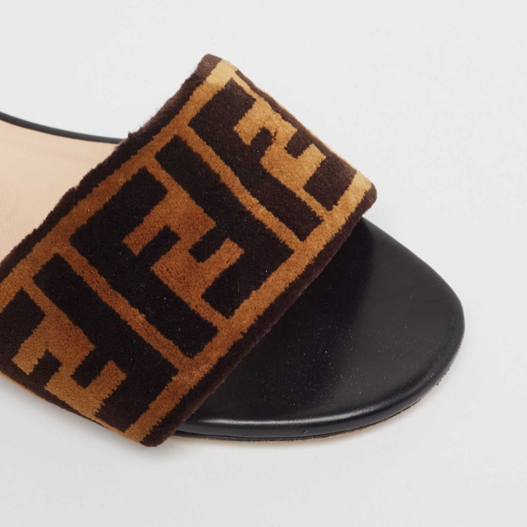 Pre Owned Fendi Brown Zucca Velvet Flat Slides Size 39