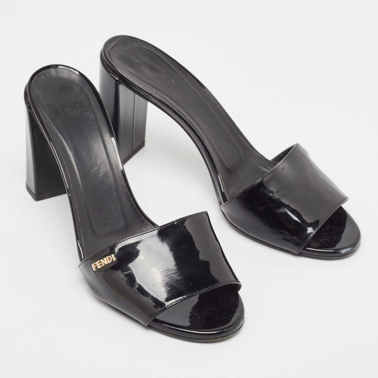 Pre Owned Fendi Black Patent Leather Slide Sandals Size 37