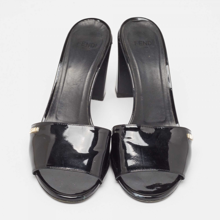Pre Owned Fendi Black Patent Leather Slide Sandals Size 37