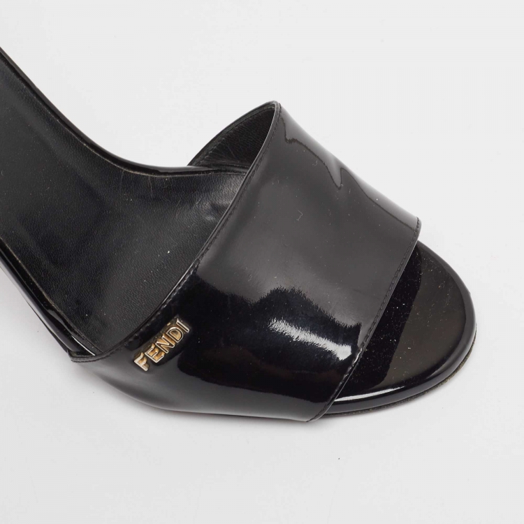 Pre Owned Fendi Black Patent Leather Slide Sandals Size 37