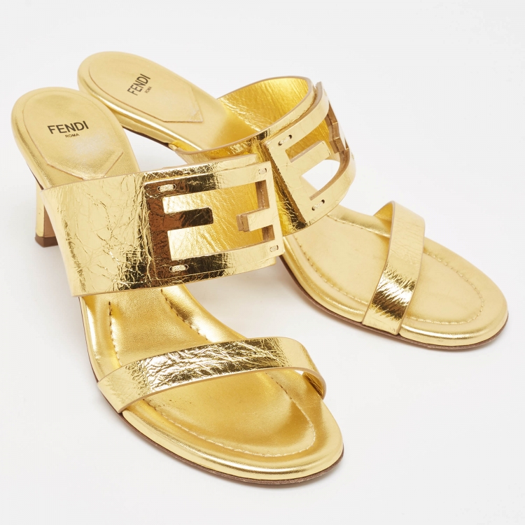 Pre Owned Fendi Gold Leather Baguette Slide Sandals Size 41
