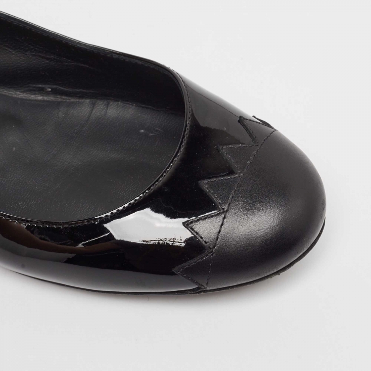 مملوكة مسبقًا Fendi Black Patent Leather Cap Toe Ballet Flats Size 37.5