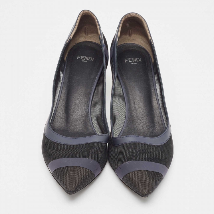 Pre Owned Fendi Black/Navy Blue Mesh and Leather Colibri Pumps Size 37.5