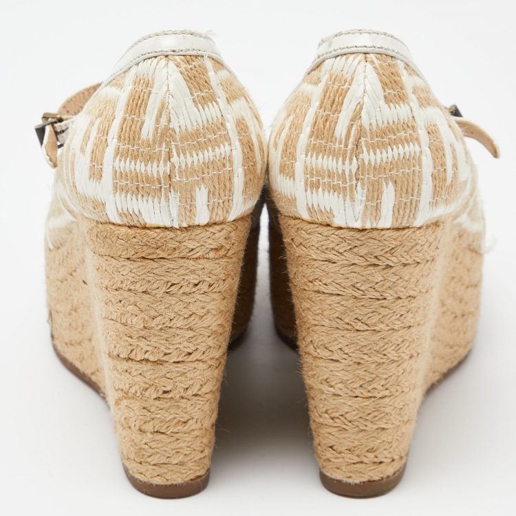 Pre Owned Fendi Beige Raffia and Leather Wedge Platform Pumps Size 37.5