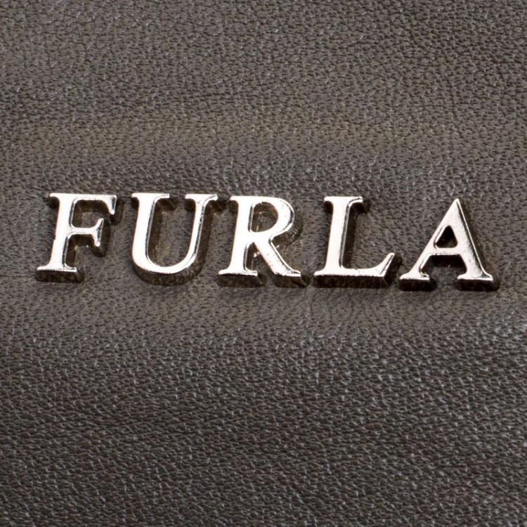مملوكة مسبقًا Furla Grey Leather Drawstring Shoulder Bag