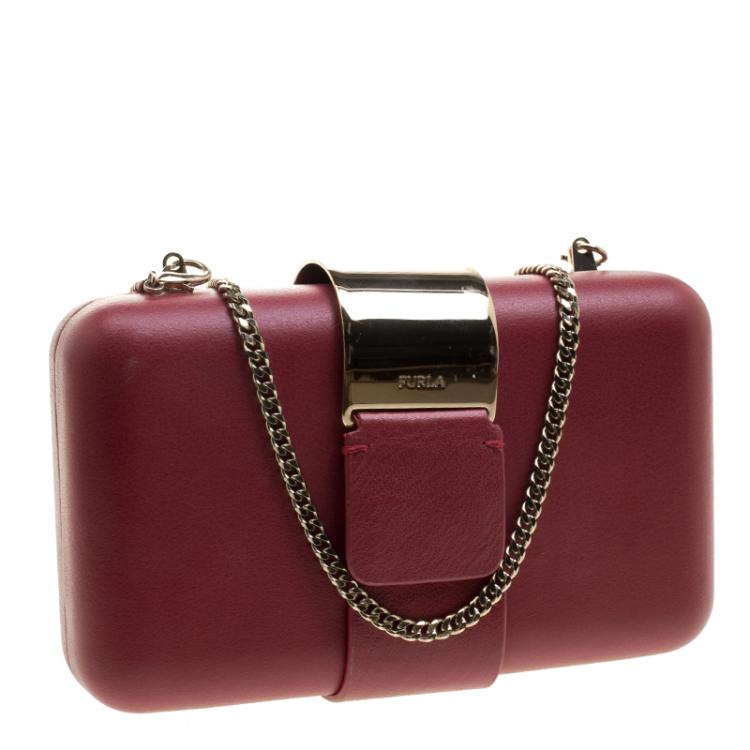 مملوكة مسبقًا Furla Red Leather Opera Chain Clutch