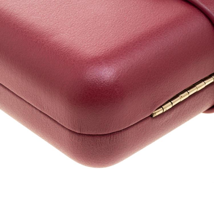 مملوكة مسبقًا Furla Red Leather Opera Chain Clutch