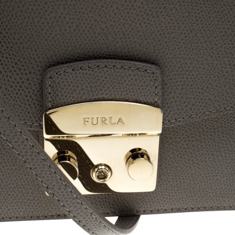 Pre Owned Furla Grey Leather Metropolis Crossbody Bag
