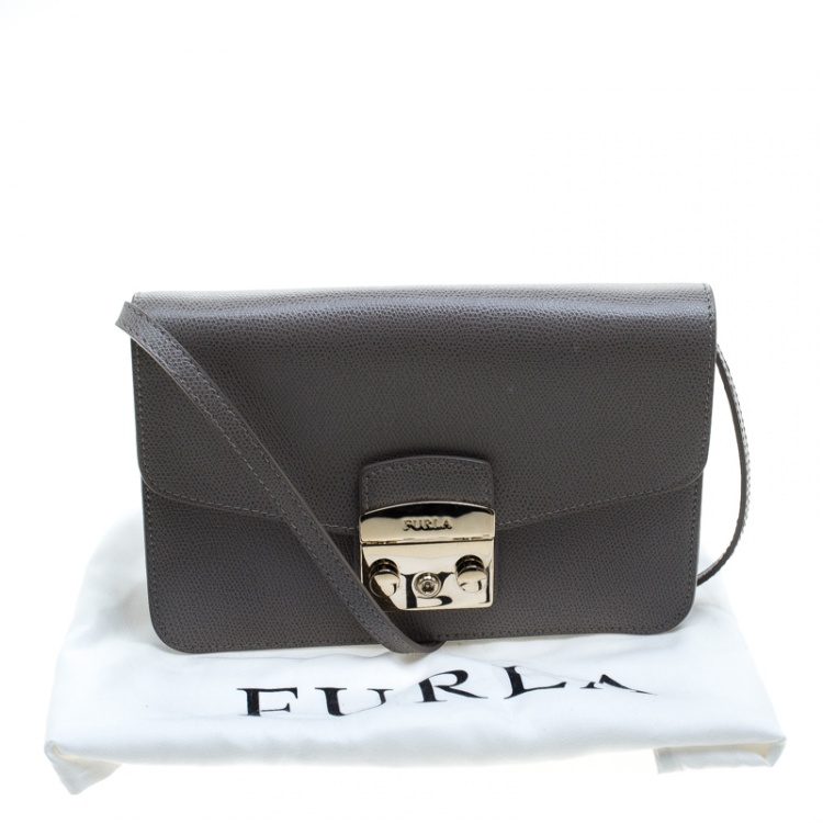 Pre Owned Furla Grey Leather Metropolis Crossbody Bag