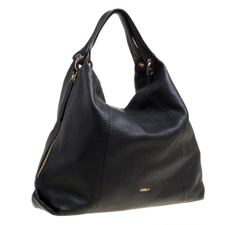 Pre Owned Furla Black Leather Elisabeth Hobo