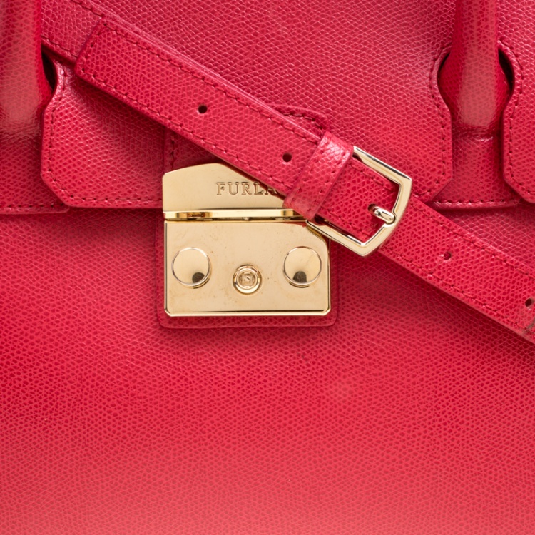 Pre Owned Furla Red Leather Medium Metropolis Top Handle Bag