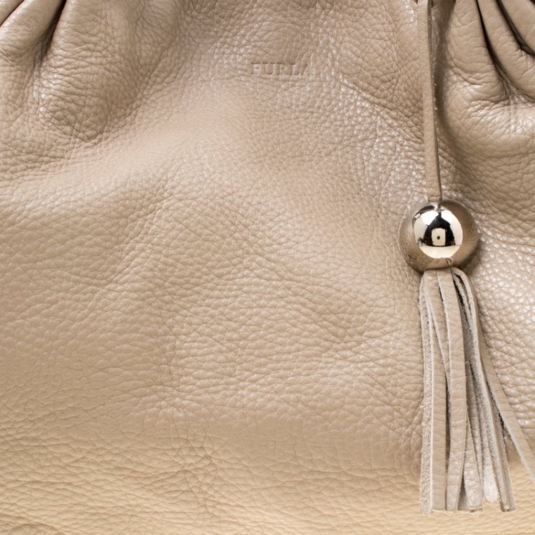 Pre Owned Furla Taupe Leather Shoulder Bag