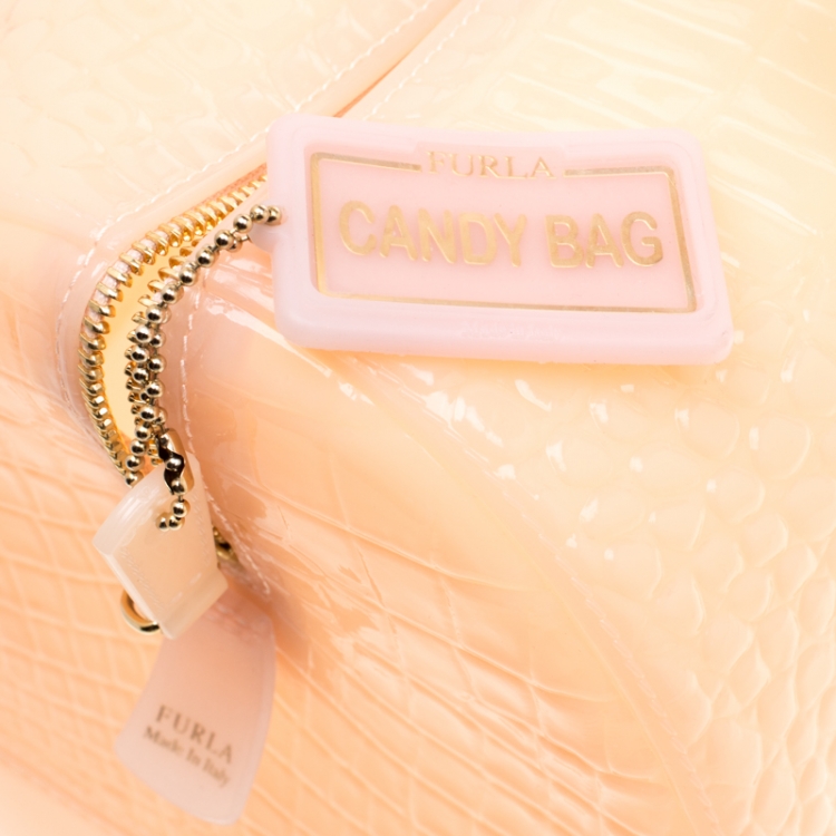 مملوكة مسبقًا Furla Peach Crocodile Embossed Rubber Candy Satchel
