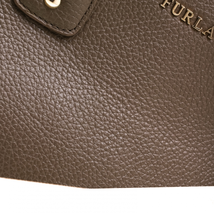 Pre Owned Furla Taupe Leather Linda Tote
