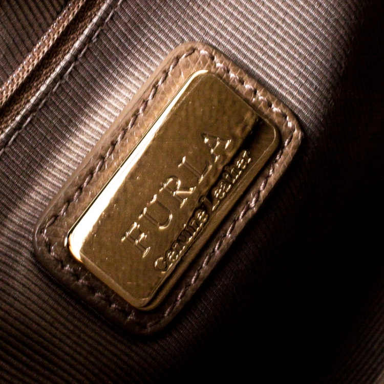 مملوكة مسبقًا Furla Light Brown Leather Metropolis Crossbody Bag