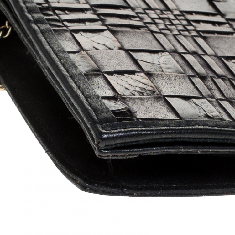 Pre Owned Furla Black Leather Turnlock Clutch 