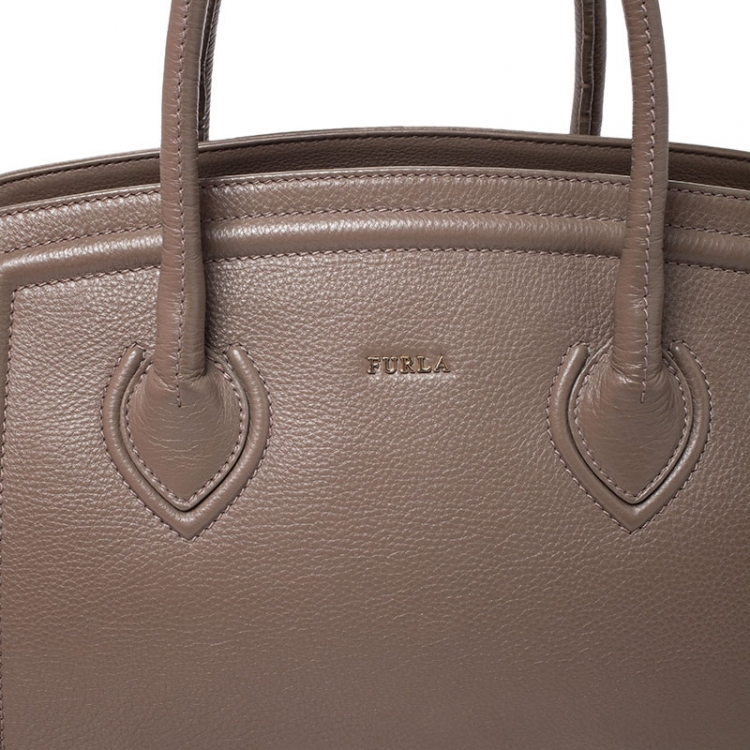مملوكة مسبقًا Furla Light Brown Leather Shoulder Bag