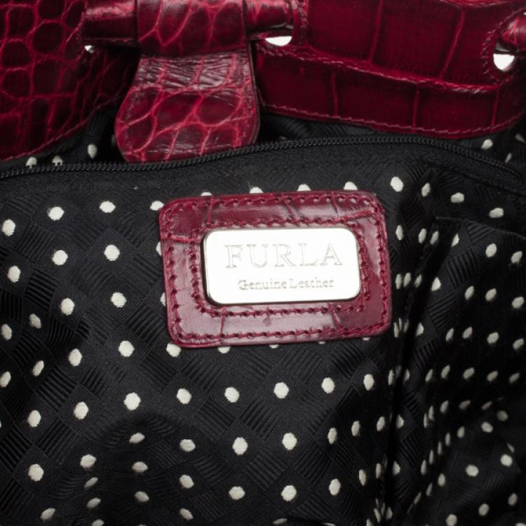 مملوكة مسبقًا Furla Cherry Croc Embossed Leather 'New Shopper' Hobo