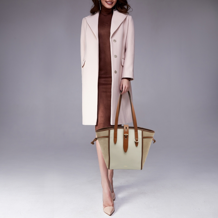 Pre Owned Furla Beige/Cream Leather Toni Perla Tote