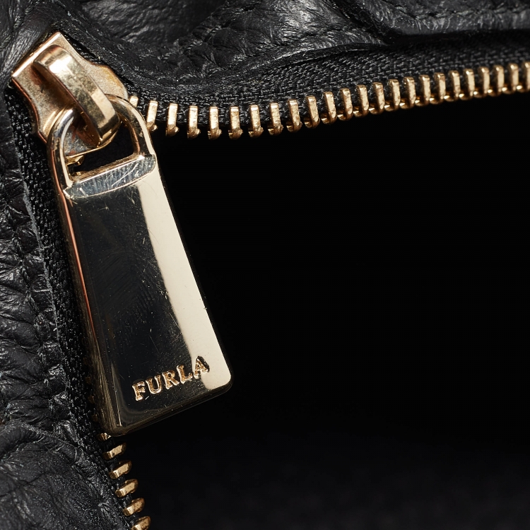 Pre Owned Furla Black Pebbled Leather Small Capriccio Tote