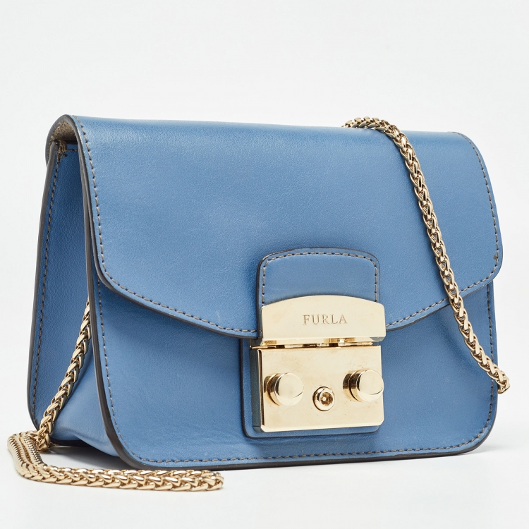Pre Owned Furla Blue Leather Mini Metropolis Crossbody Bag