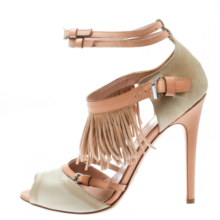 Pre Owned Giambattista Valli Beige Satin/Leather Trim Fringe Ankle Strap Sandals Size 40.5