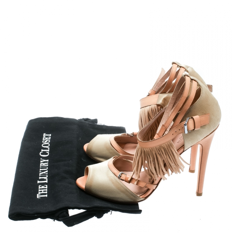 Pre Owned Giambattista Valli Beige Satin/Leather Trim Fringe Ankle Strap Sandals Size 40.5