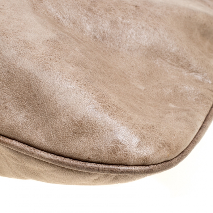 Pre Owned Gianfranco Ferre Beige Leather Foldover Clutch